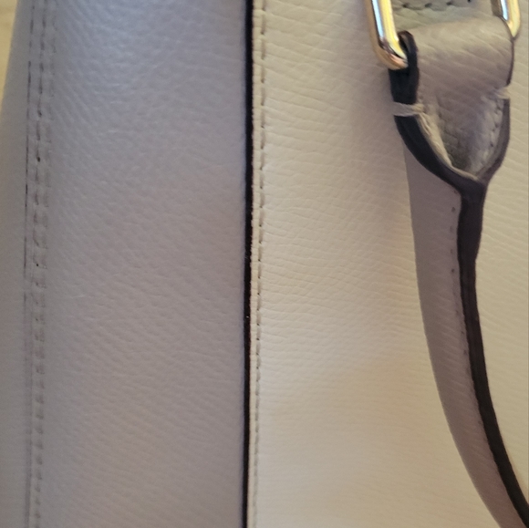 Coach Handbag Authentic Very Nice Condition - Picture 9 of 10